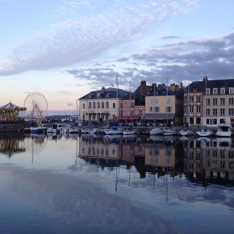 1Er Secret De Honfleur Διαμέρισμα Δωμάτιο φωτογραφία