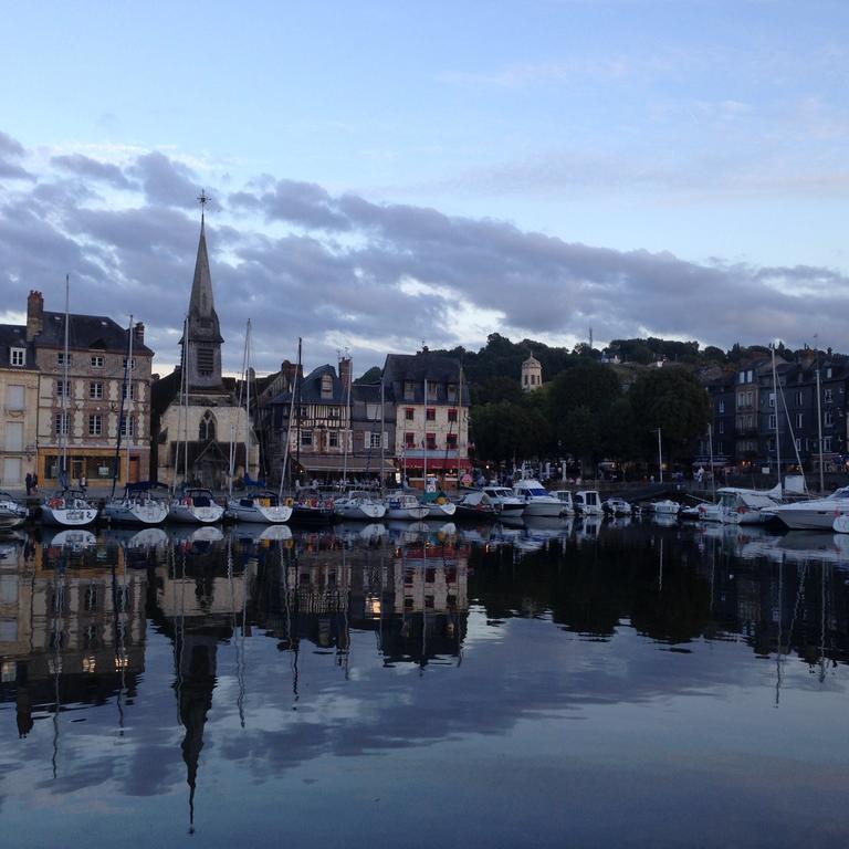 1Er Secret De Honfleur Διαμέρισμα Δωμάτιο φωτογραφία